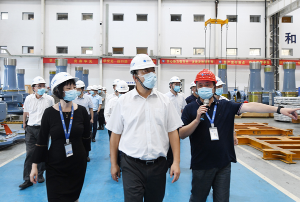 杭州市副市长柯吉欣一行调研J9.COM股份