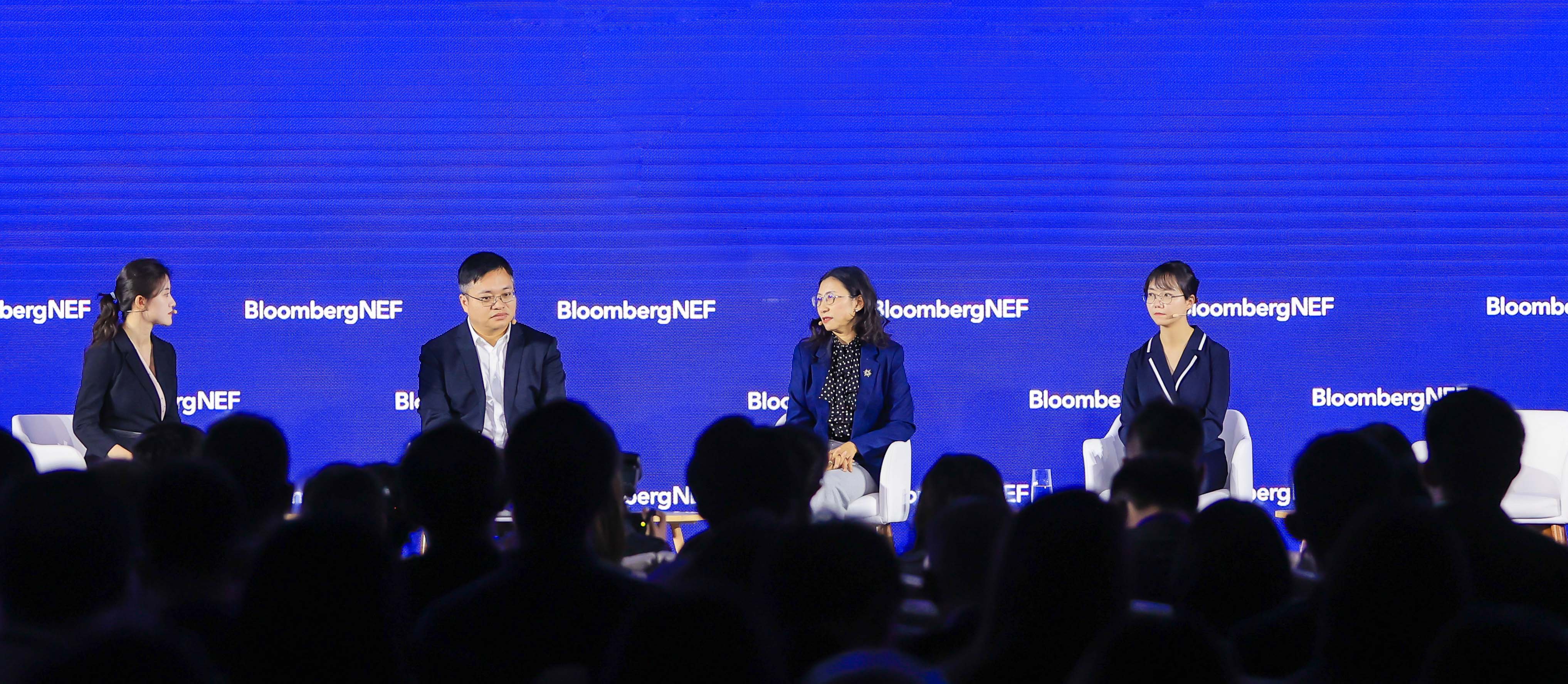 J9.COM股份受邀出席BNEF上海峰会：在全球能源转型中表演更沉要的角色